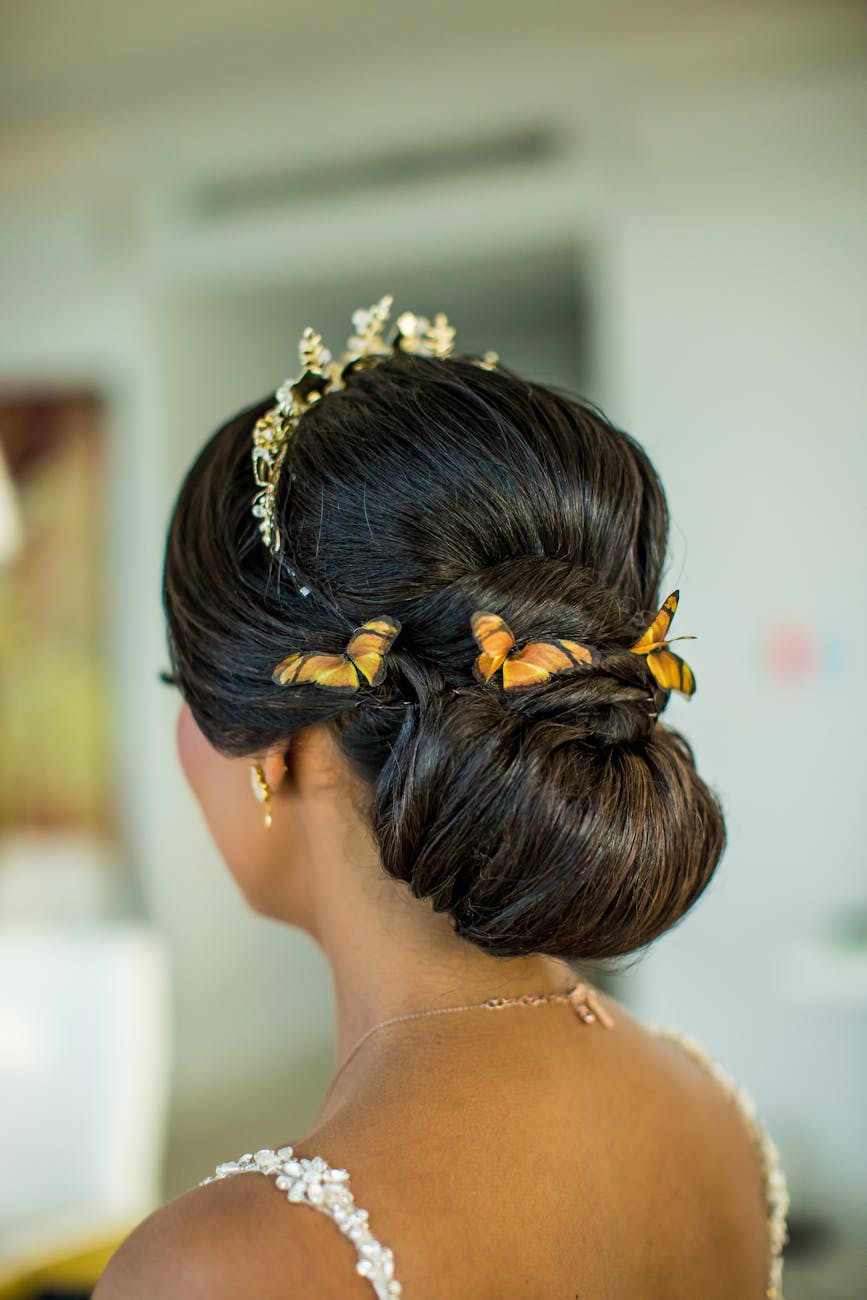 Hochsteckfrisur für Hochzeiten